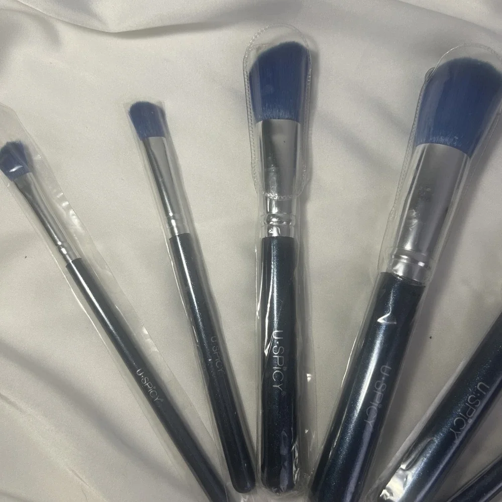 U-SPICY Makeup Brush Lot Of 7 Blue Sparkle‎